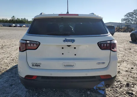 2020 Jeep Compass Latitude z USA, uszkodzony, nr VIN 3C4NJDBB7LT228982